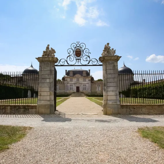 Portail d'entrée au Château de Malle